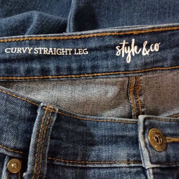 Style & Co Curvy Straight Leg High Rise Jeans Women’s Size 12 Blue Denim - Picture 2 of 6